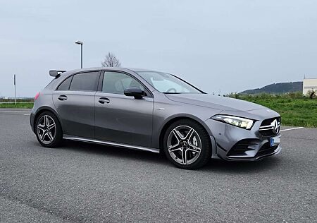 Mercedes-Benz A 35 AMG 4Matic Speedshift DCT 7G