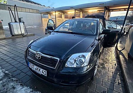 Toyota Avensis 2.4 VVT-i Executive