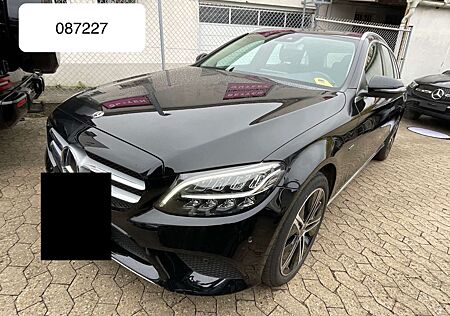 Mercedes-Benz C 300 de Avantgarde LED 18" FahrAss+ AHK Navi