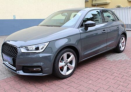 Audi A1 Sportback design S-tronic ( PDC / SHZ )