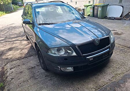 Skoda Octavia Combi 2.0 TDI PD DSG Elegance