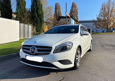 Mercedes-Benz A 180 I Xenon-Scheinwerfer, Garagenwagen, Parkautomatik