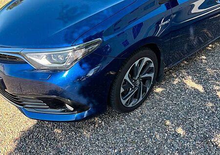 Toyota Auris 1.8 Hybrid Life