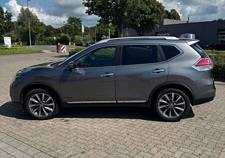 Nissan X-Trail 2.0 dCi XtronicTekna wenig KM