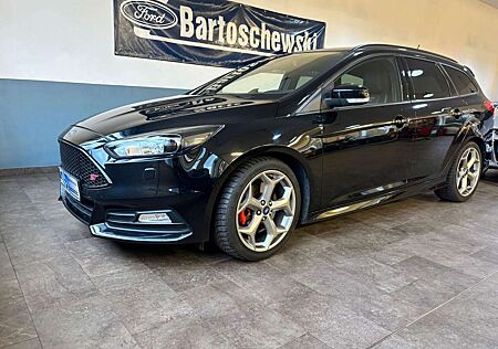 Ford Focus Turnier ST