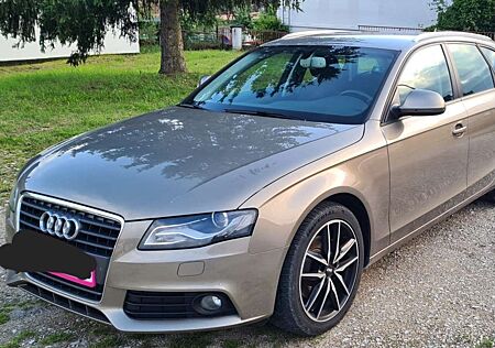 Audi A4 Attraction