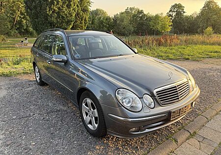 Mercedes-Benz E 220 T CDI Automatik Avantgarde TÜV 07/2027