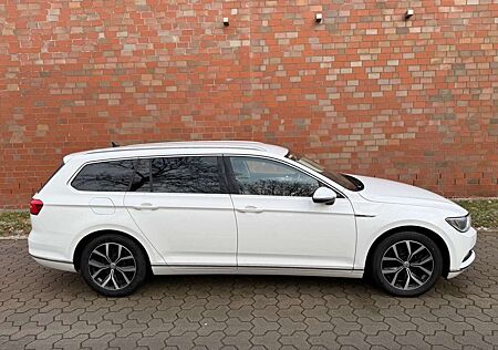 VW Passat Variant Volkswagen Highline BMT/Start-Stopp 4Motion
