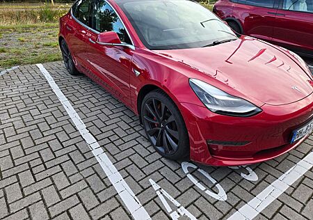Tesla Model 3 Performance