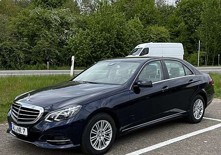 Mercedes-Benz E 220 CDI Elegance Standheizung MB-SHeft lückenlos