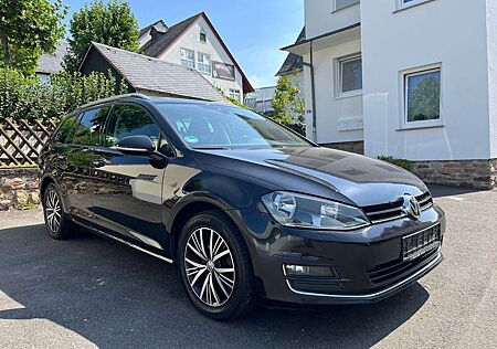 VW Golf Variant Volkswagen 1.6 TDI BlueMotion Technology DSG Allstar