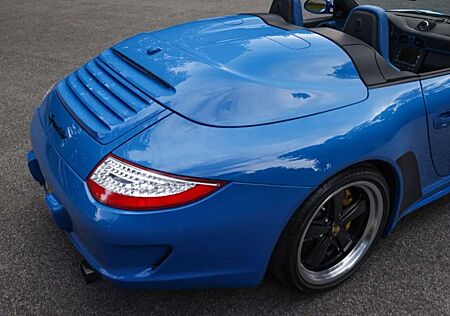 Porsche 911 Speedster PDK Convertible