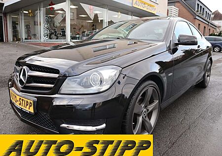 Mercedes-Benz C 180 Coupe Edition C AMG NAVI TEMP RFK SD XENON