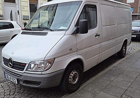 Mercedes-Benz Sprinter 211 CDI 901.661