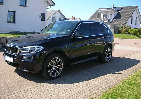 BMW X5 xDrive30d M Sportpaket-Pano-HUD-AHK-Leder-Kamera