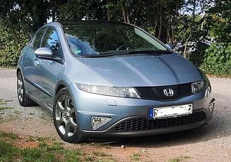 Honda Civic 2.2i-CTDi Executive