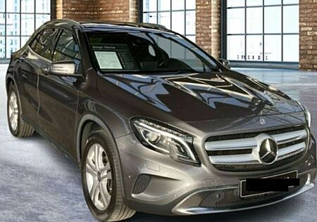 Mercedes-Benz GLA 220 GLA 220d 4Matic Mercedes Garantie! Neue Inspektion