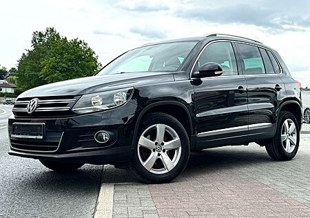 VW Tiguan Volkswagen Sport & Style Unfallfrei Navi Alcantara TopZustand