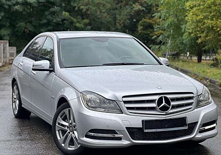 Mercedes-Benz C 180 BlueEFFICIENCY 7G-TRONIC Avantgarde/AUTOMATIK /AHK