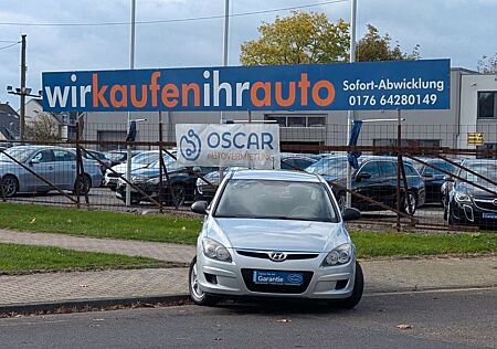 Hyundai i30 Edition+*1-HAND*KLIMA*ZV-FUNK*RADIO-CD !!