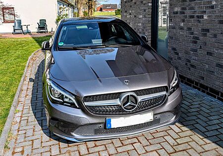 Mercedes-Benz CLA 220 CDI 4Matic 7G-DCT Urban