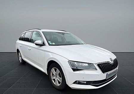 Skoda Superb Combi 2.0 TDI *LEDER*BI-XENON LED*KAMERA*