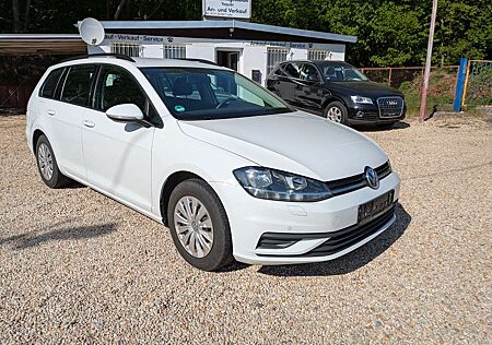 VW Golf Variant Volkswagen 1.6 TDI SCR Comfortline