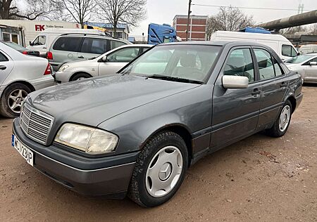 Mercedes-Benz C 220 D Classic