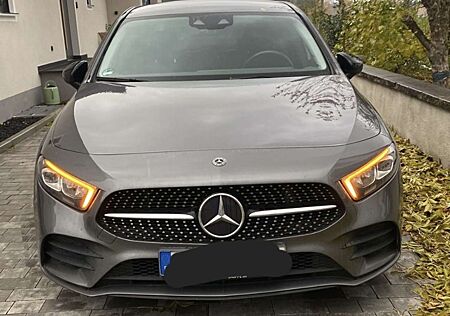 Mercedes-Benz A 250 4Matic 7G-DCT AMG Line
