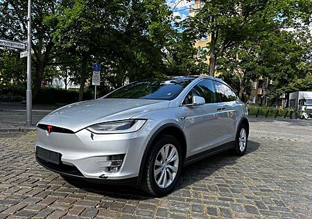 Tesla Model X 75D autopilot Anhängerkupplung