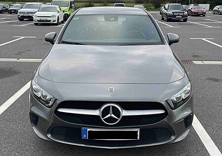 Mercedes-Benz A 180 gebraucht kaufen Mercedes-Benz A 180 7G-DCT Progressive