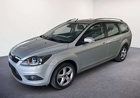 Ford Focus Turnier 1.6 Style +/AHK/TÜV NEU