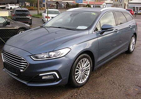 Ford Mondeo Turnier Vignale**Panoramadach**