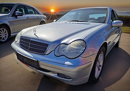 Mercedes-Benz C 180 Kompressor (203.046)