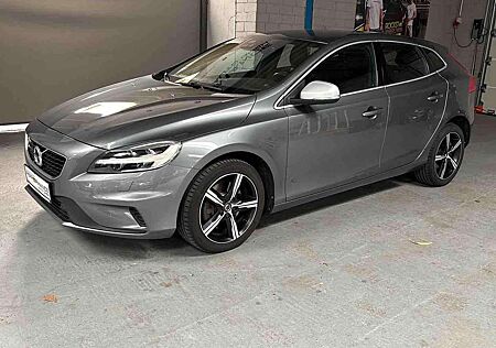 Volvo V40 2.0 R Design Automatik Alcantara Navi LED