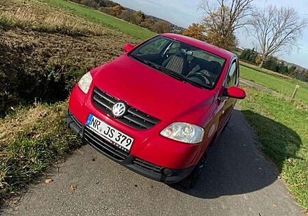 VW Fox Volkswagen praktisch & Preiswert **KLIMA**