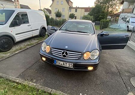 Mercedes-Benz CLK 320