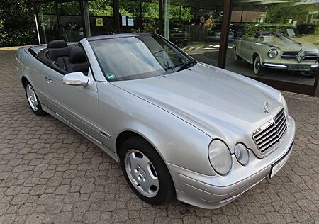 Mercedes-Benz CLK 200 Cabrio Elegance*nur 150 TKM*HU neu*AHK*Leder*Klima