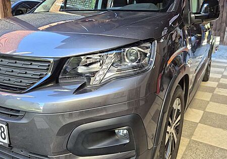 Peugeot Rifter PureTech 130 L2 EAT8 Allure inkl GT Line