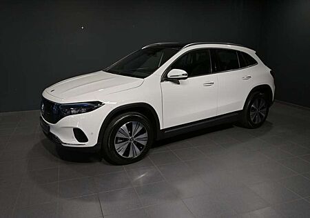 Mercedes-Benz EQA 300 4M ADVANCED PLUS/PANO/AHK/LED/360'/SOUND