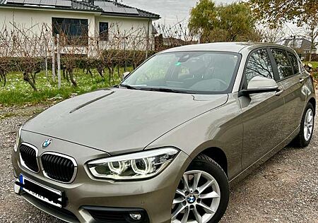 BMW 120 i Advantage
