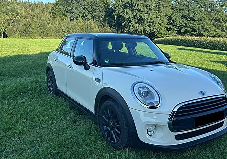 Mini Cooper D F55 Pepper