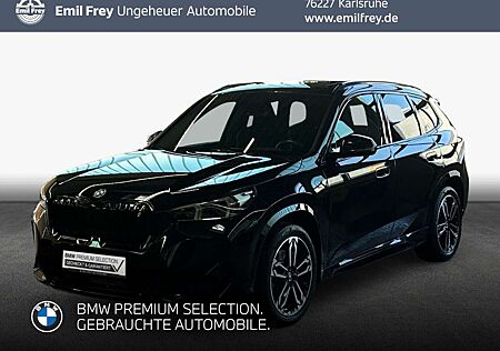 BMW iX1 xDrive30 M Sportpaket *Pano*