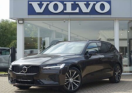 Volvo V60 Plus Dark T6 AWD Plug-in Hybrid KAMERA/BLIS