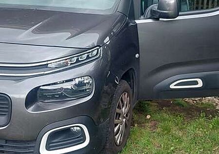 Citroën Berlingo Citroen XL BlueHDi 130 EAT8SHINE