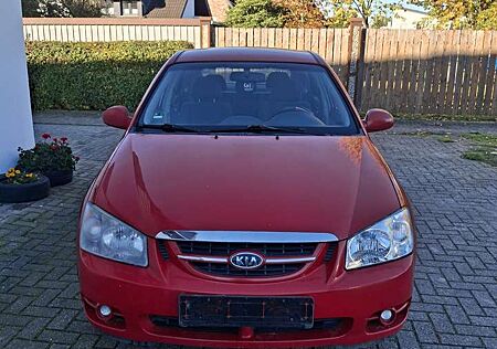 Kia Cerato gebraucht kaufen Kia Cerato 1.5 CRDi LX
