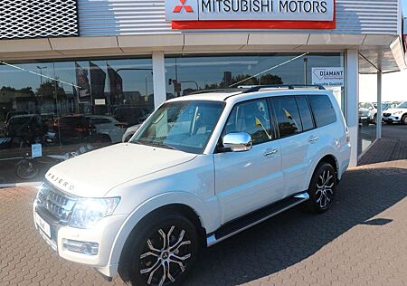 Mitsubishi Pajero 3.2 DI-D Final Edition, Standheizung AHK