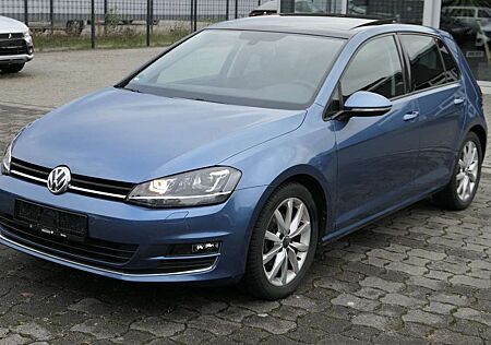 VW Golf Volkswagen VII Lim. Highline BMT/BI-Xenon/Panorama