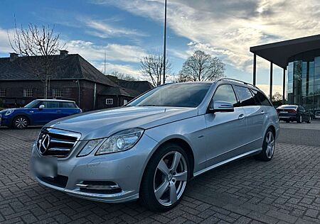 Mercedes-Benz E 350 T CDI DPF 4Matic BlueEFFICIENCY 7G-TRONIC Elegance