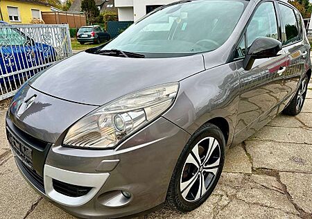 Renault Scenic III 3 2.0 dCi BOSE Edition * Service NEU